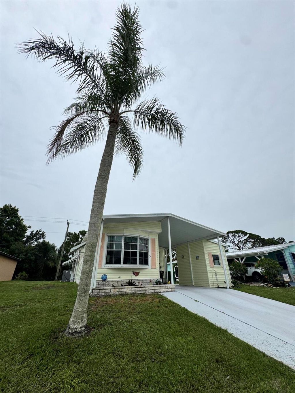 Photo of 31 Vista De Laguna, Fort Pierce, FL 34951 (MLS # R11096098)