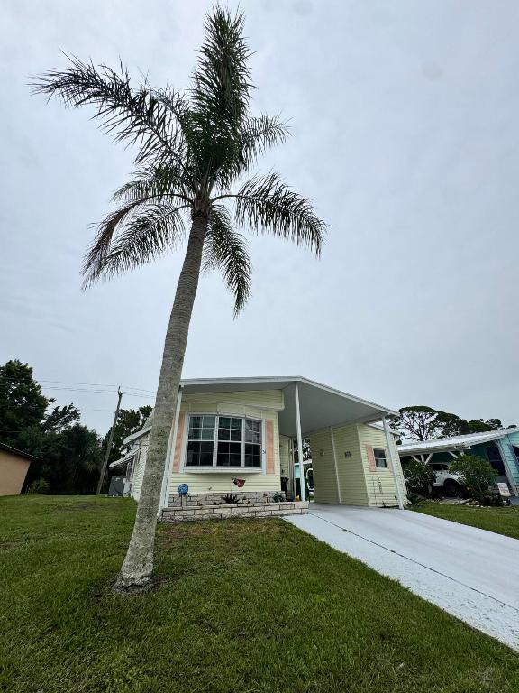 Spanish Lakes Country Club Village - Residential