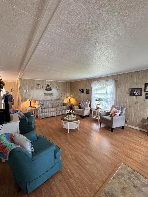 Spanish Lakes Country Club Village - Residential