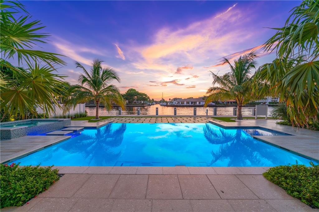 Silver Shores - Residential