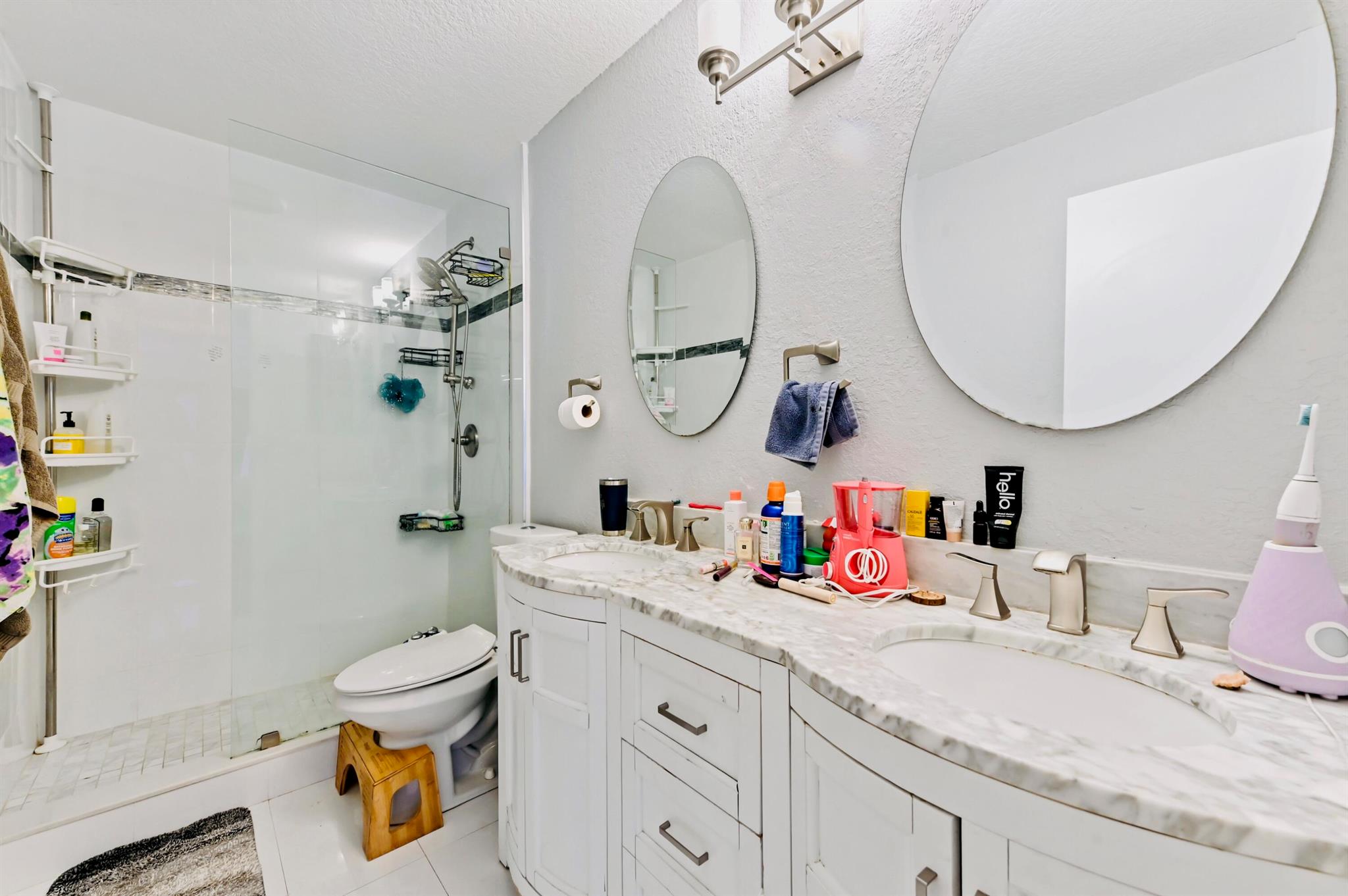 HOMEWOOD LAKES SEC D - Residential