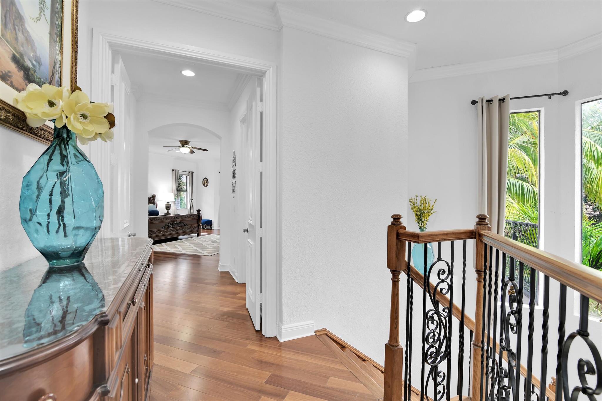 VERSAILLES - Residential Lease