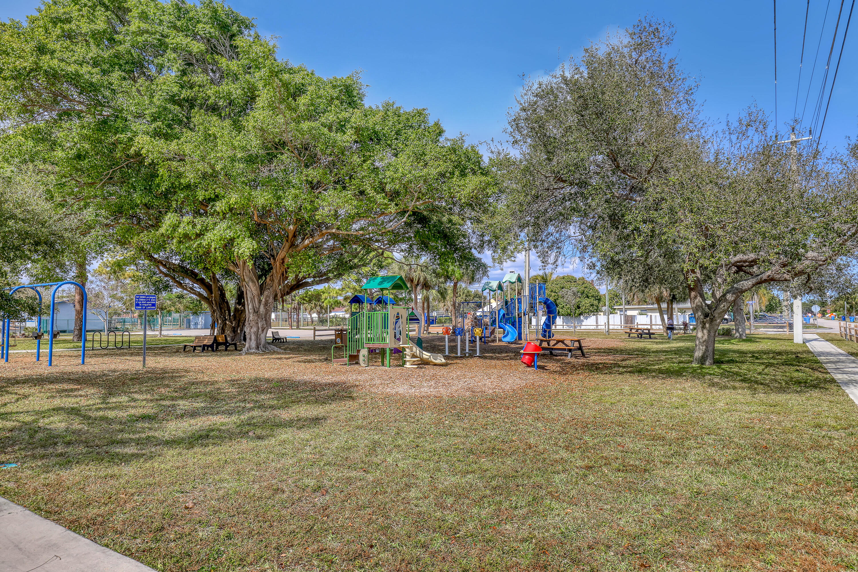 LYNDON LANES 2 - Residential Lease