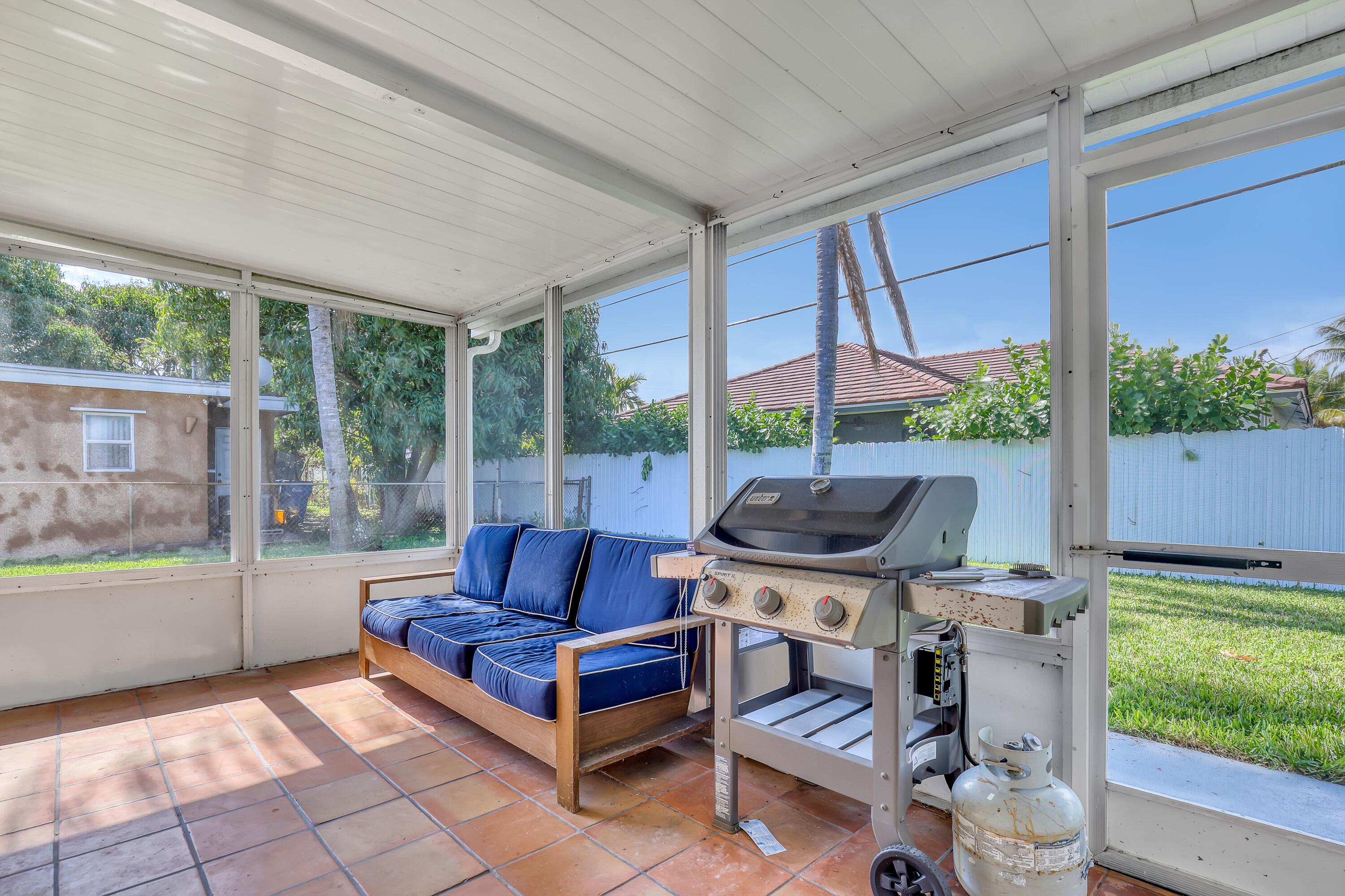 LYNDON LANES 2 - Residential Lease