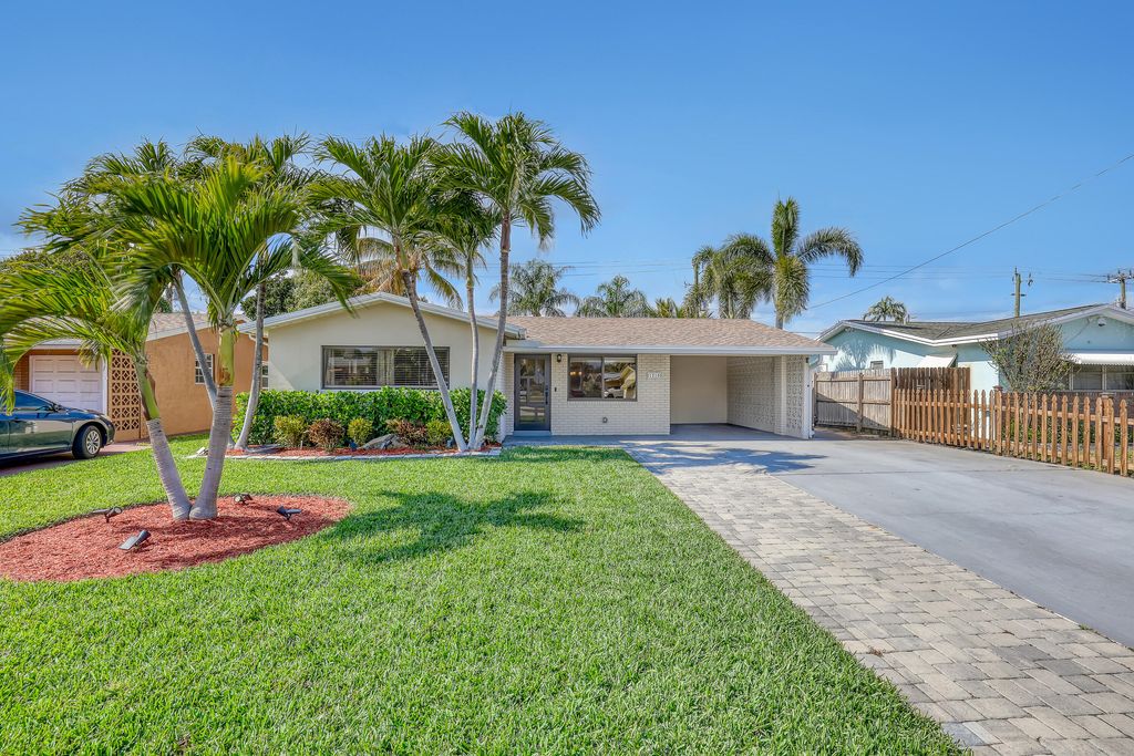 Photo of 1210 Skylark Lane, Lantana, FL 33462 (MLS # B26001339)