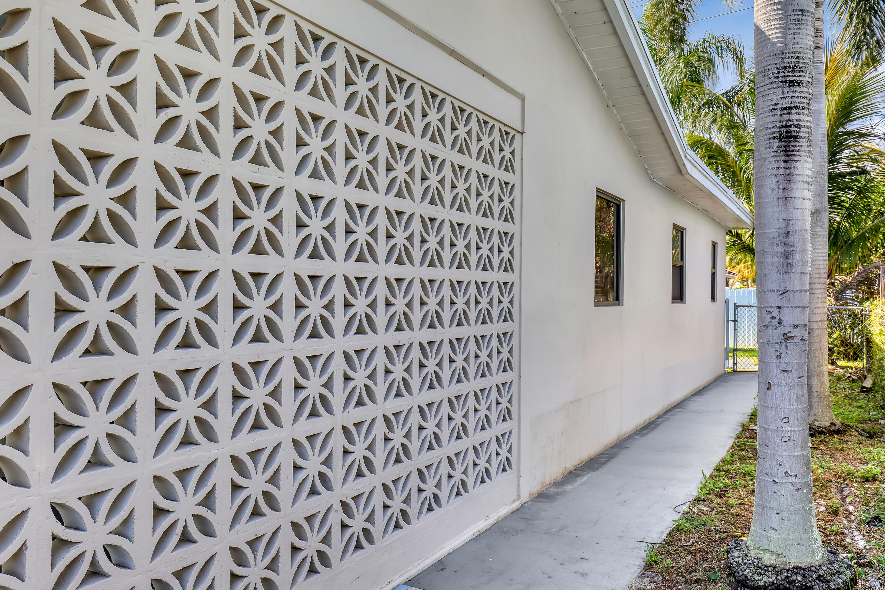 LYNDON LANES 2 - Residential Lease