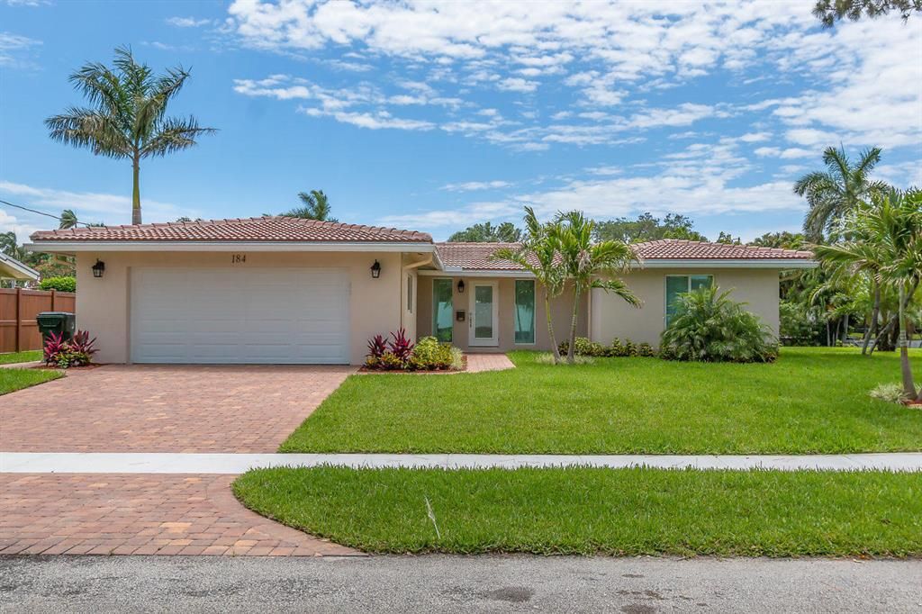 Photo of 184 SW 8th Avenue, Boca Raton, FL 33486 (MLS # R10791993)