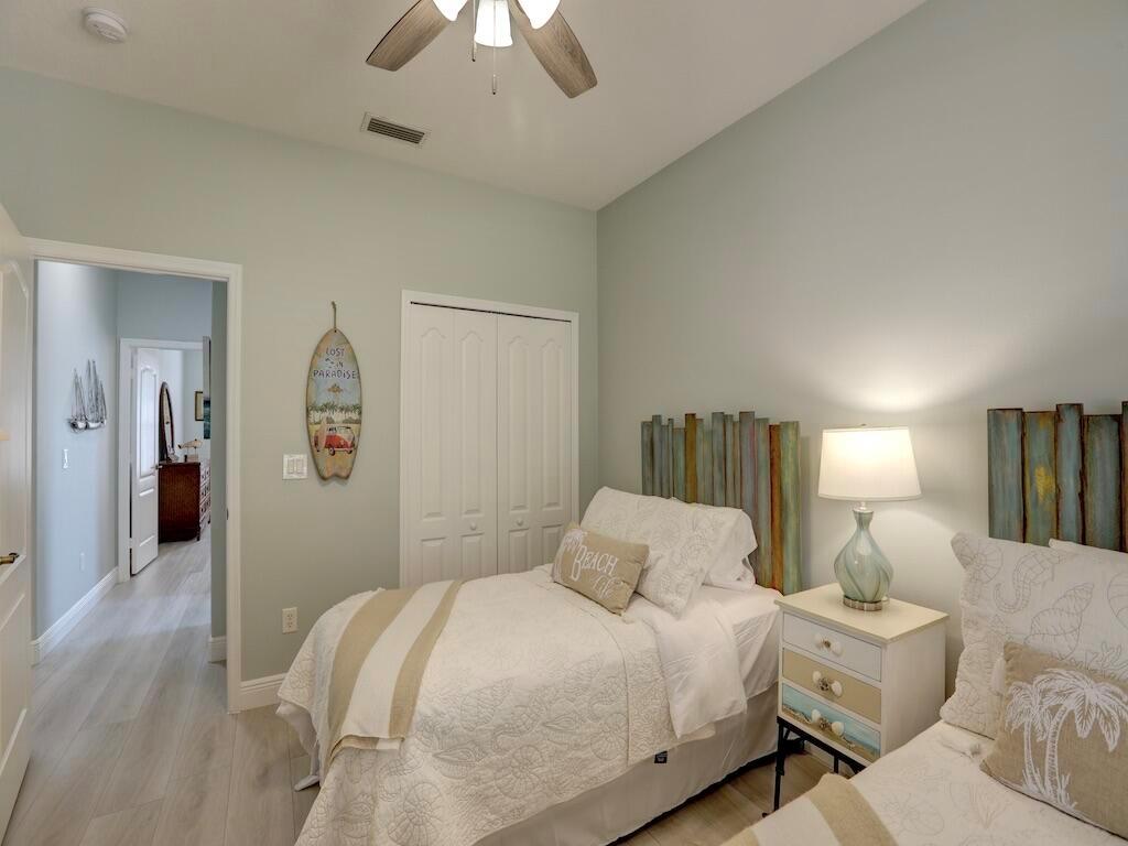 COLLIER CLUB PHASE IIA SU - Residential Lease