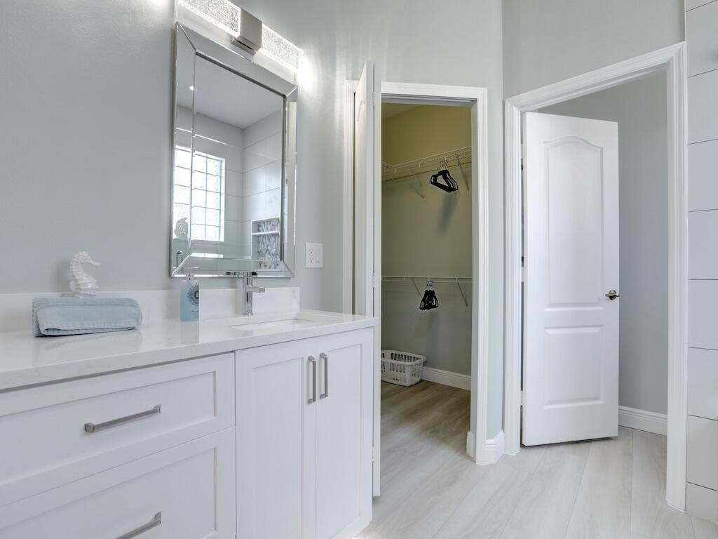 COLLIER CLUB PHASE IIA SU - Residential Lease