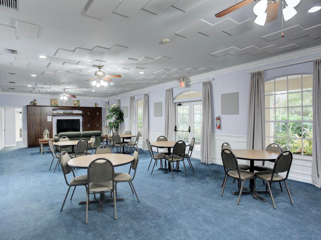 COLLIER CLUB PHASE IIA SU - Residential Lease