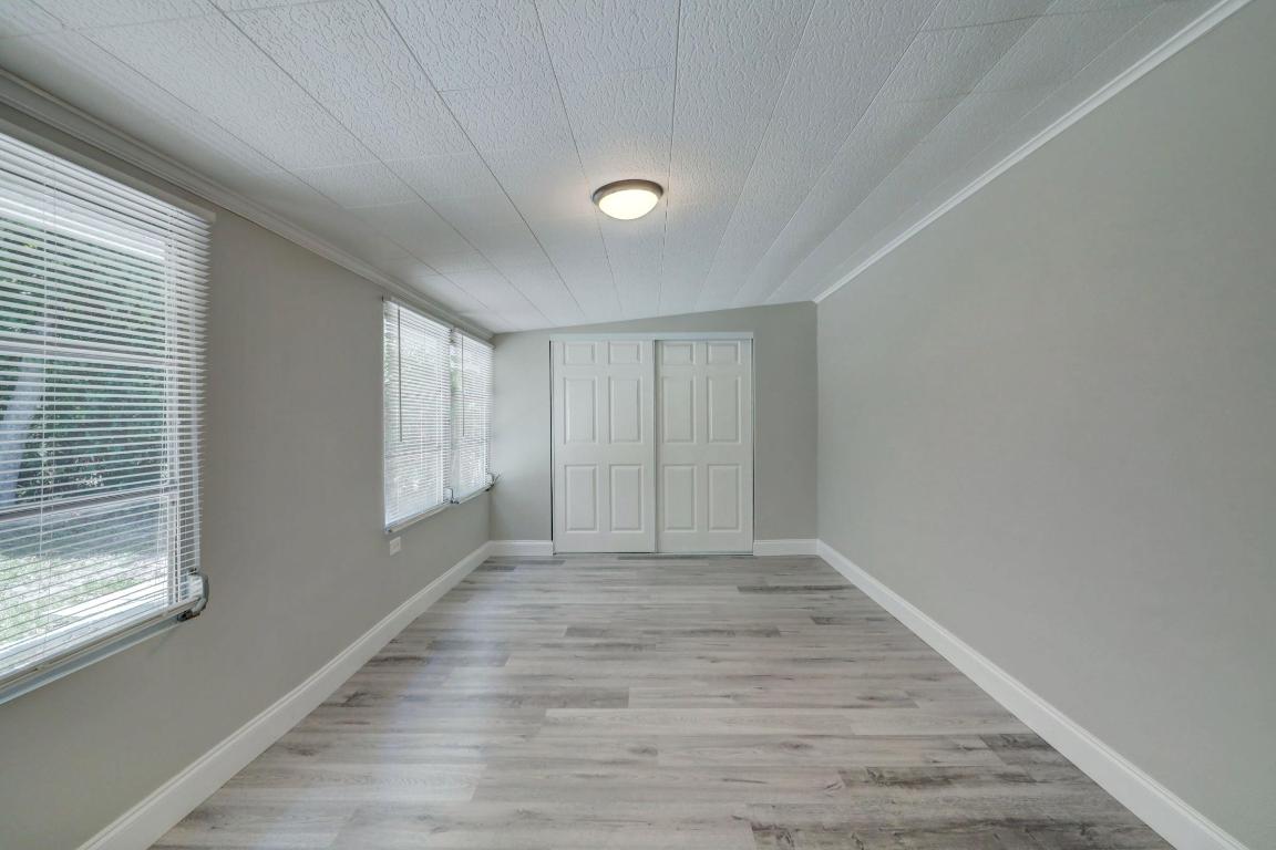 SKYLINE GARDENS - Residential