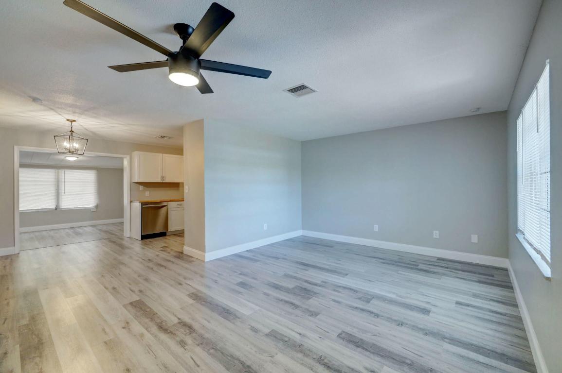 SKYLINE GARDENS - Residential