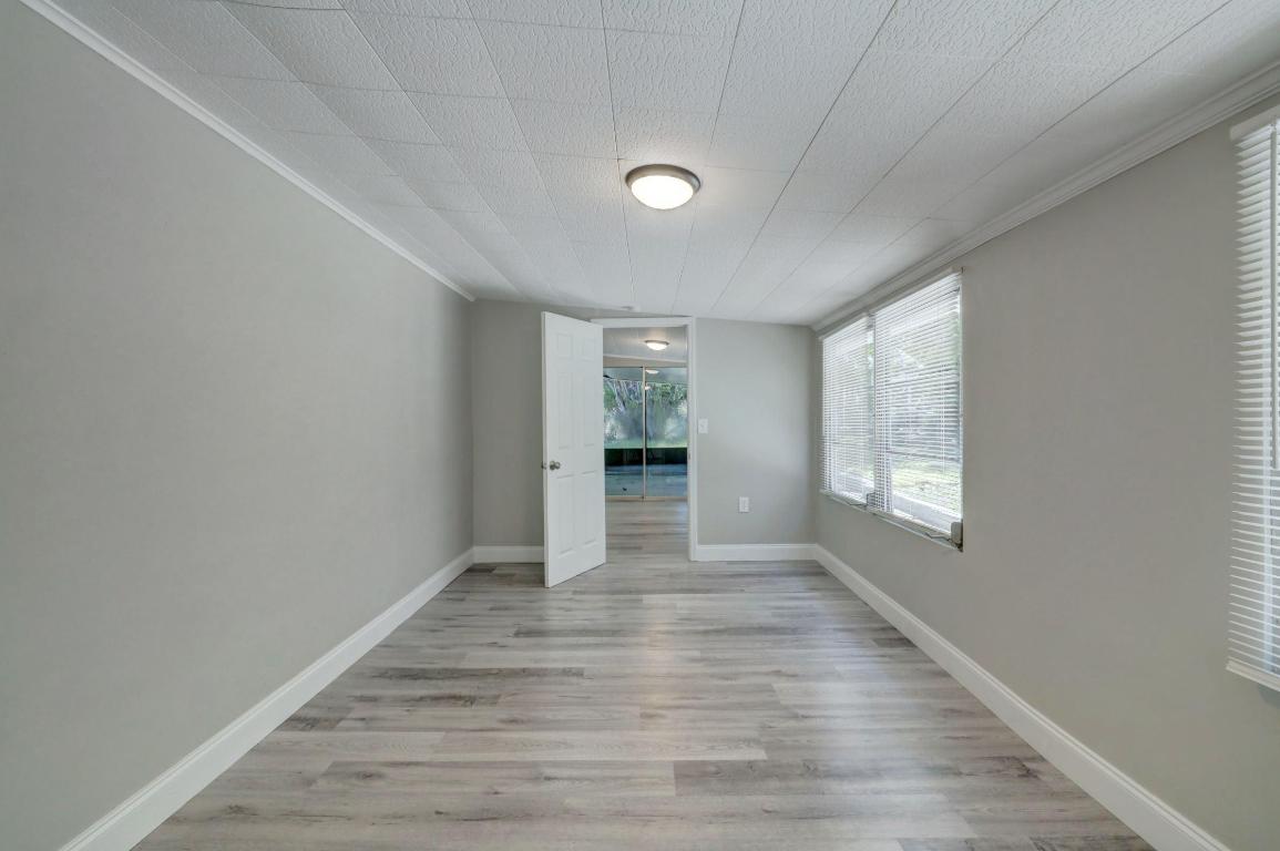 SKYLINE GARDENS - Residential