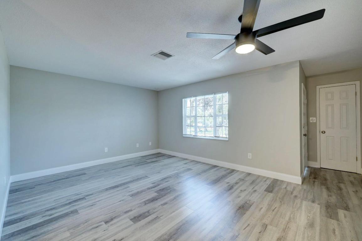 SKYLINE GARDENS - Residential