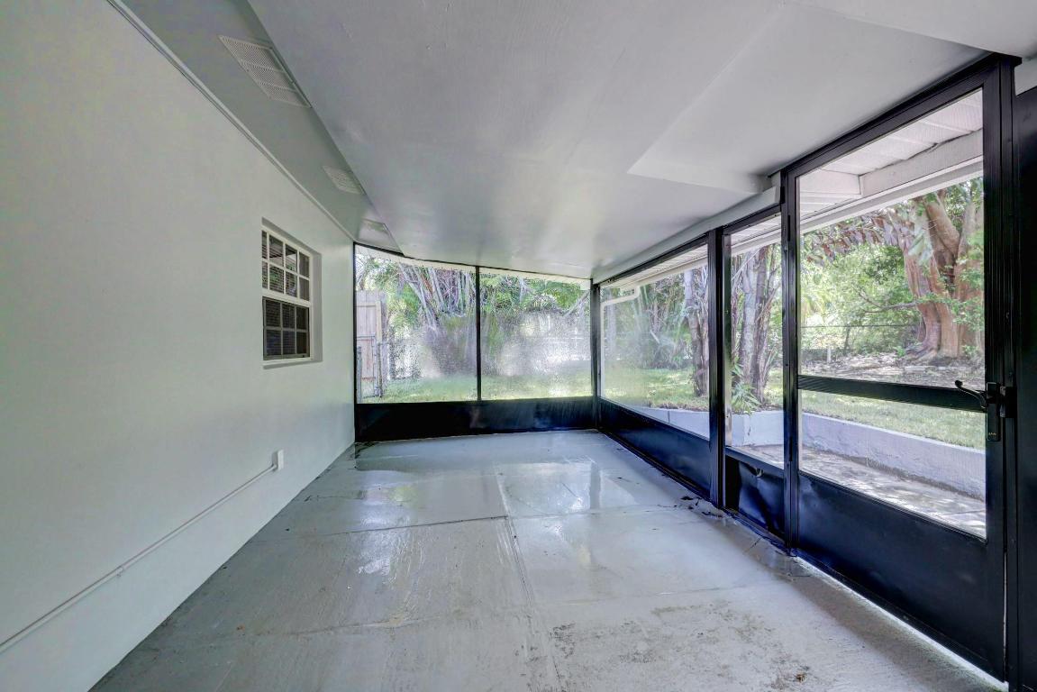 SKYLINE GARDENS - Residential