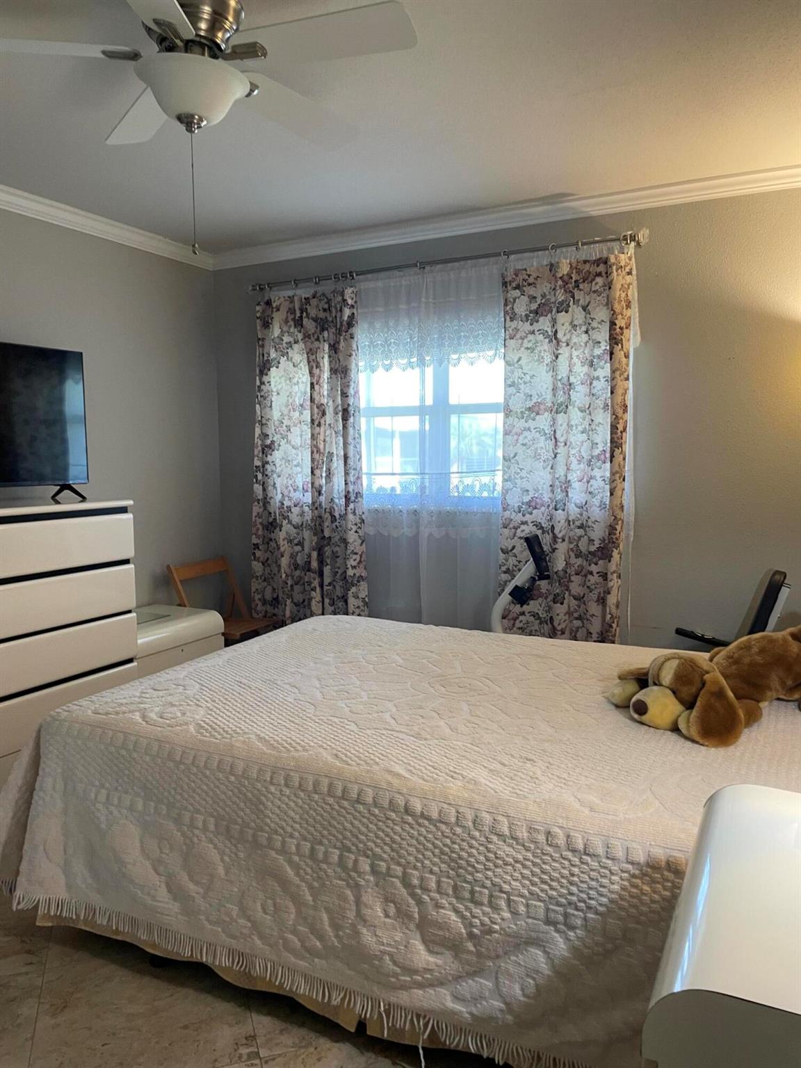 KINGS POINT TUSCANY CONDO - Residential Lease