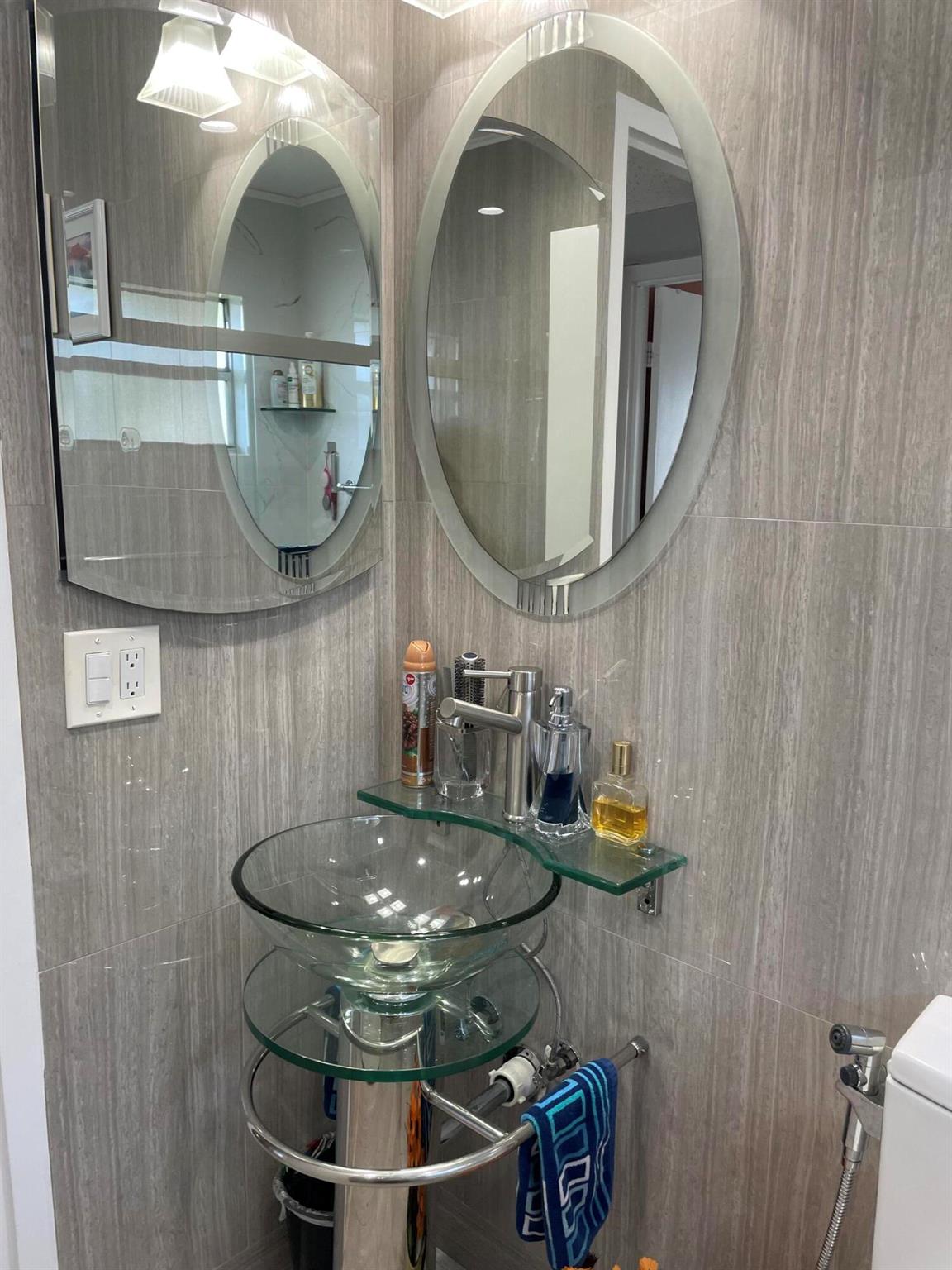 KINGS POINT TUSCANY CONDO - Residential Lease