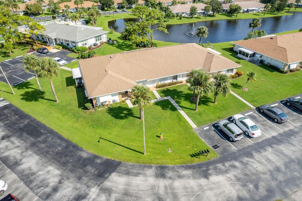 Photo of 1228 S Lakes End Drive E, Fort Pierce, FL 34982 (MLS # R10927930)