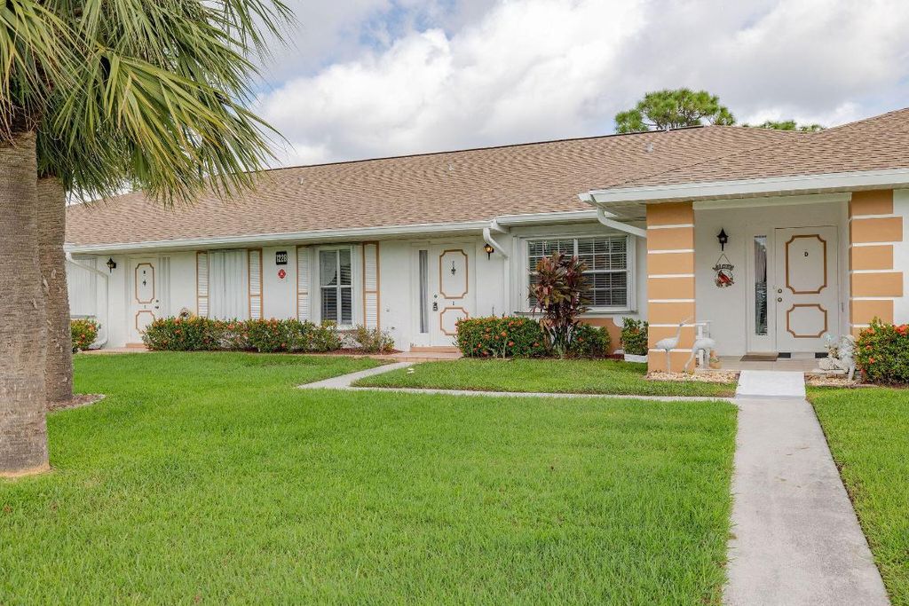 Photo of 1228 S Lakes End Drive E, Fort Pierce, FL 34982 (MLS # R10927930)