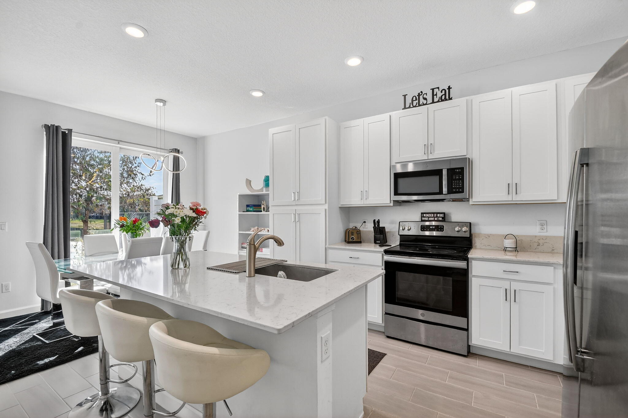 ANDALUCIA - Residential Lease