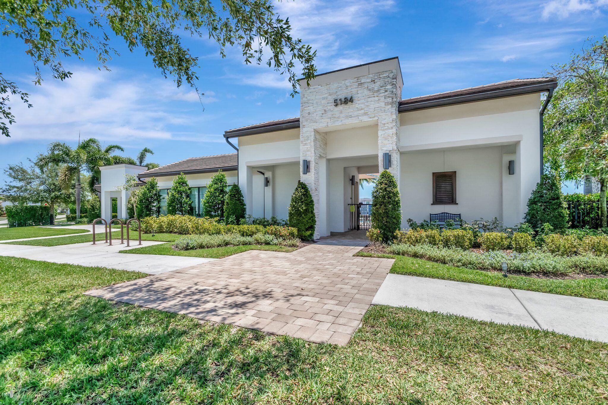 ANDALUCIA - Residential Lease