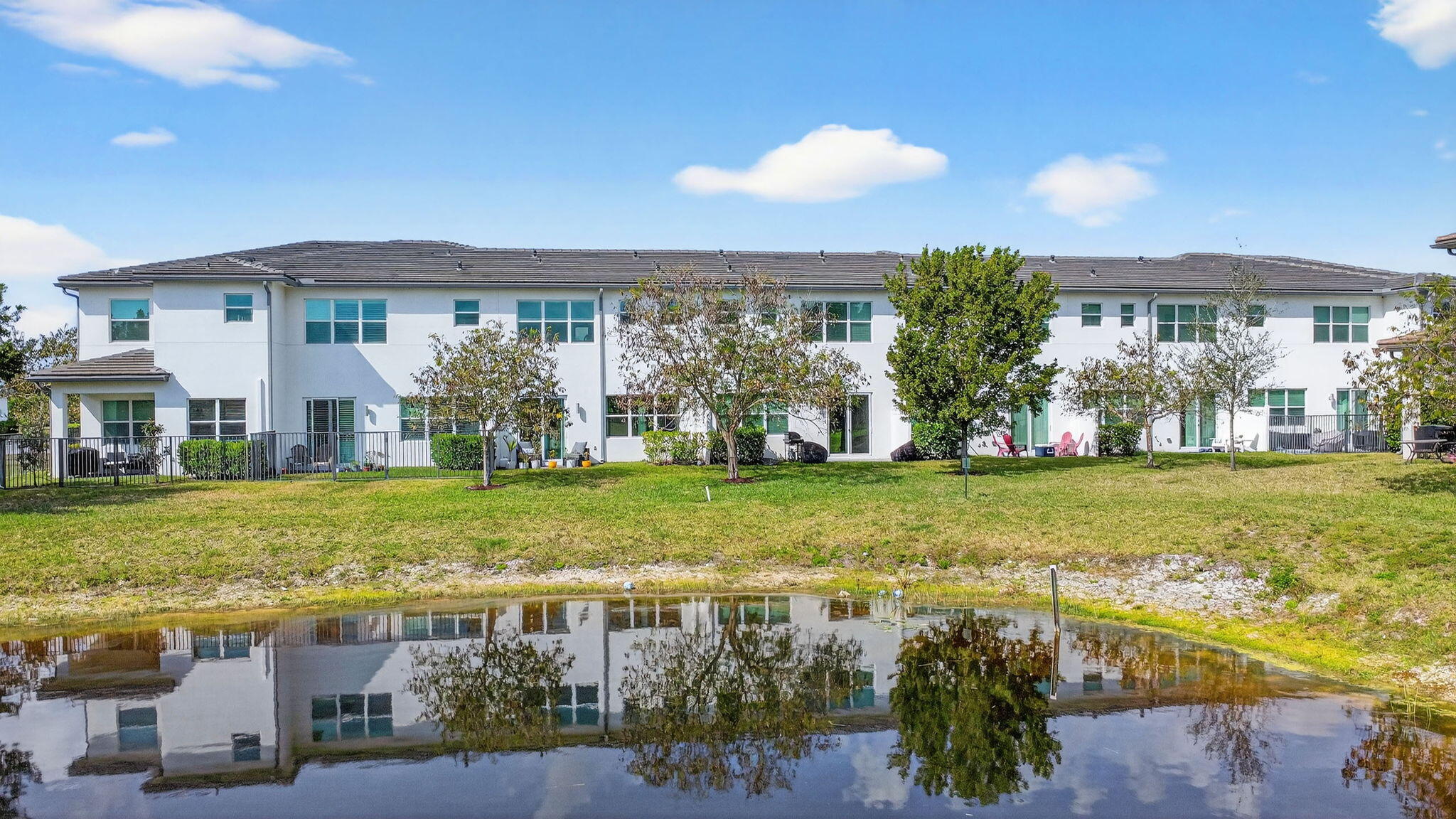 ANDALUCIA - Residential Lease