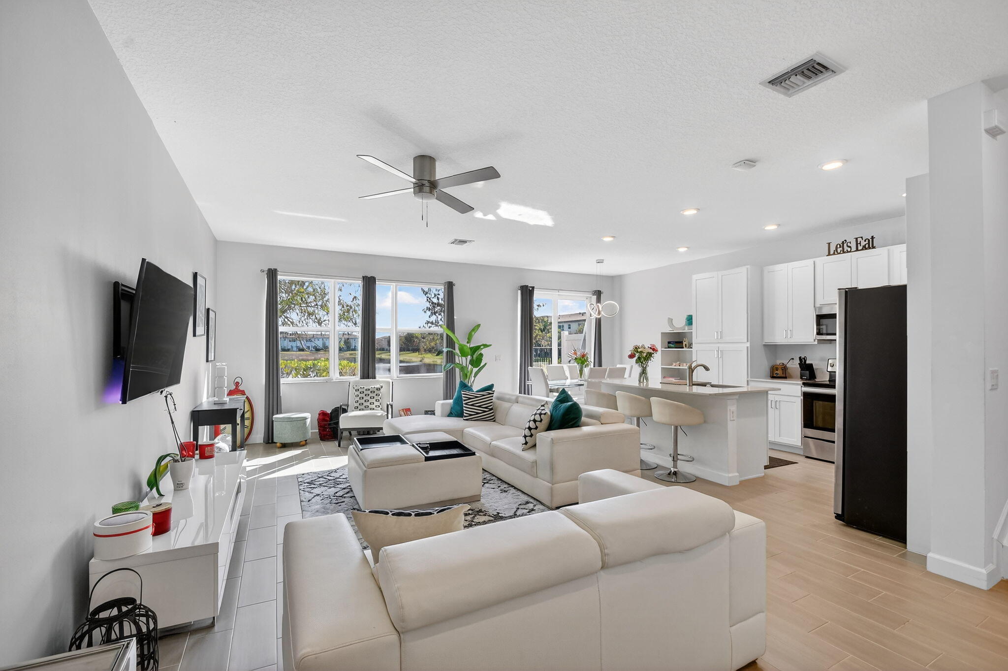 ANDALUCIA - Residential Lease