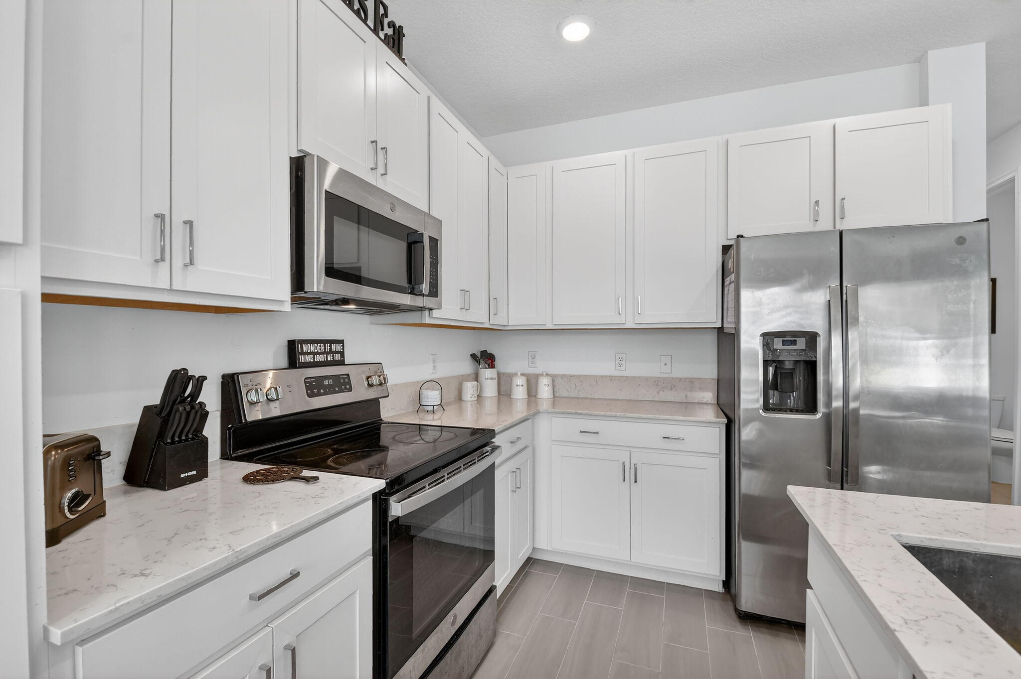 ANDALUCIA - Residential Lease