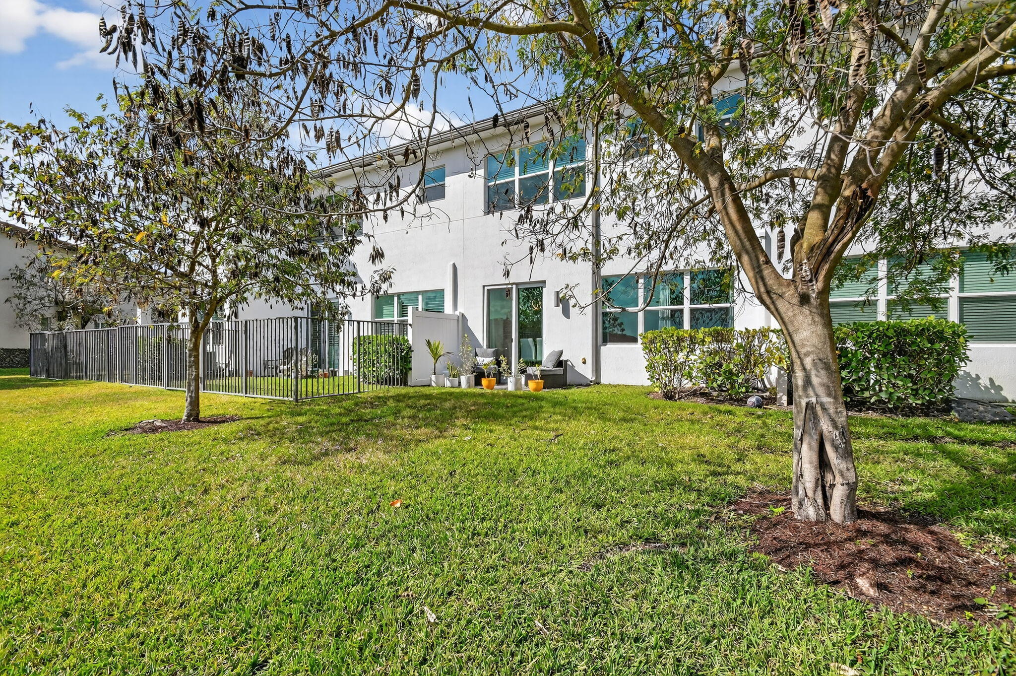 ANDALUCIA - Residential Lease