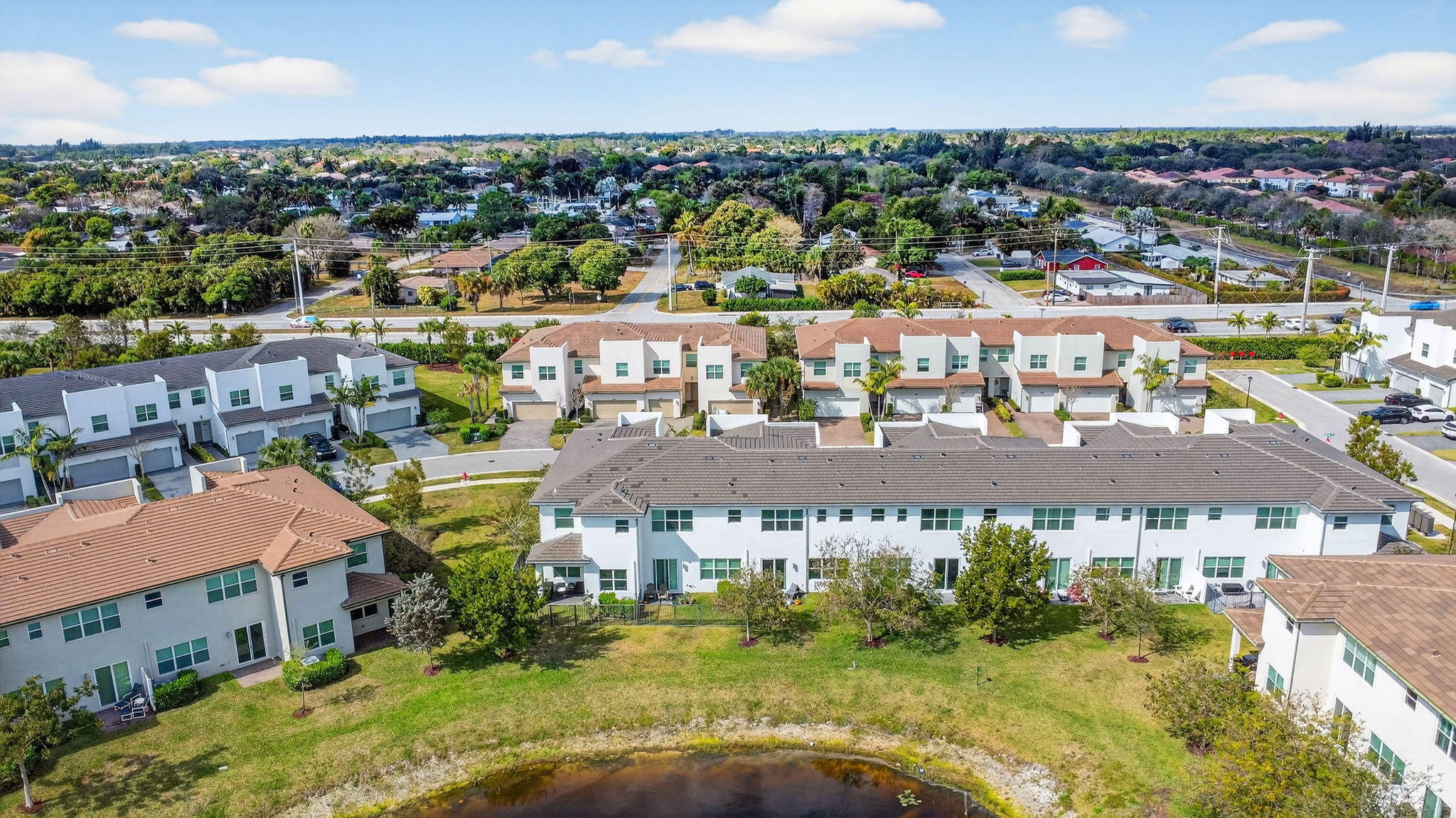 ANDALUCIA - Residential Lease