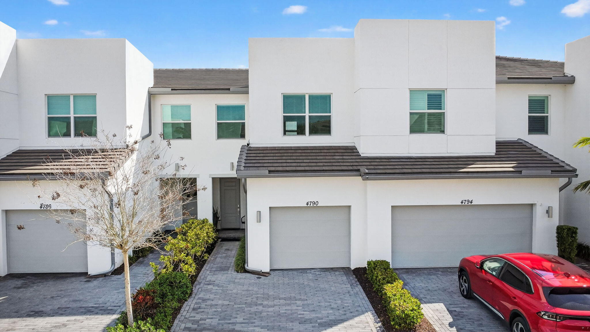 ANDALUCIA - Residential Lease