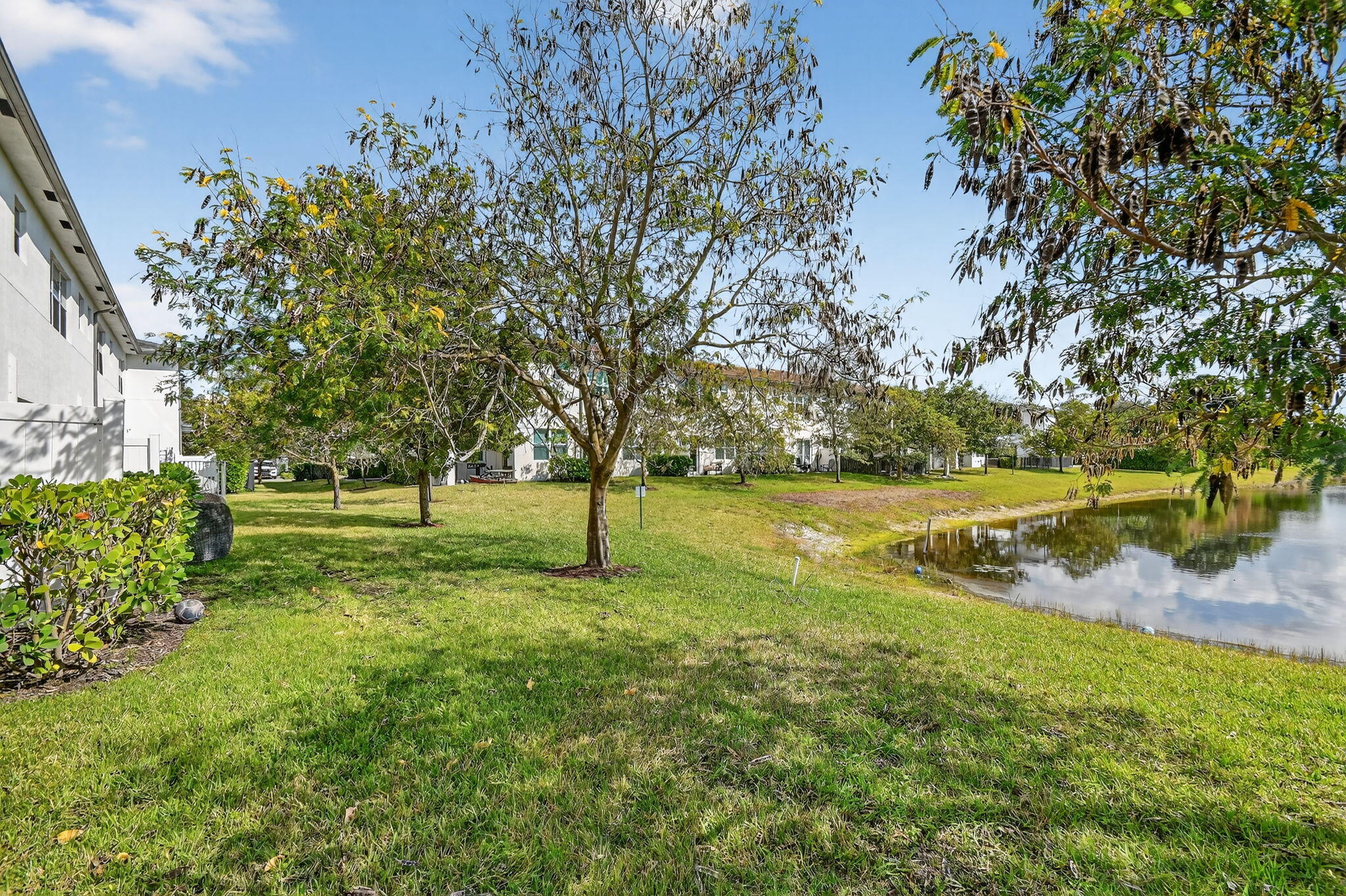 ANDALUCIA - Residential Lease