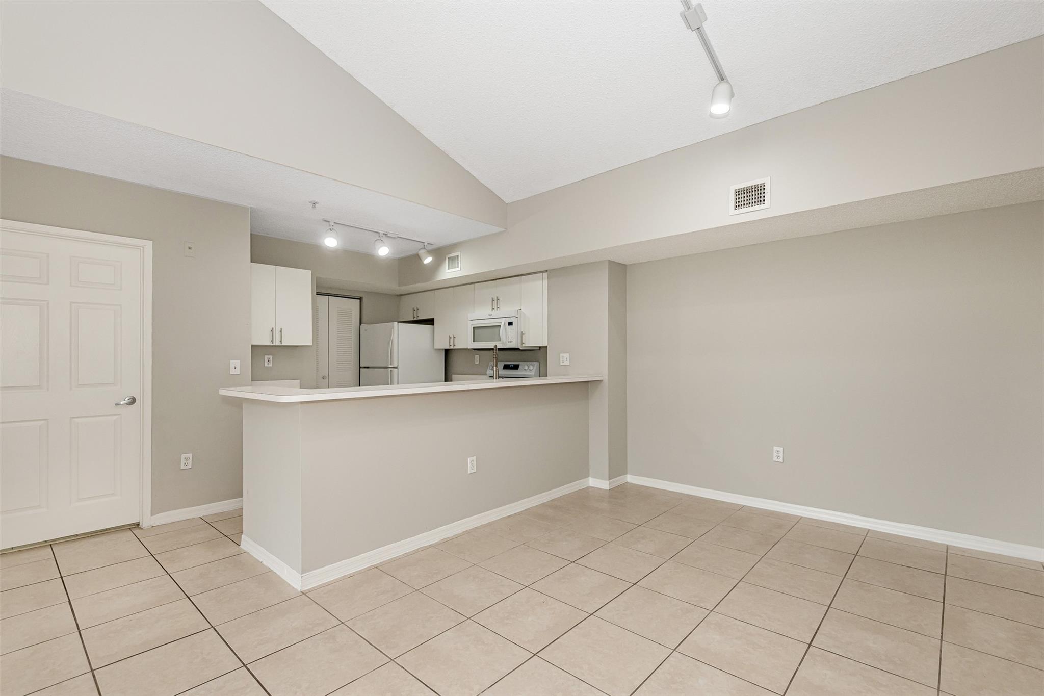 Riviera Palms Condo - Residential Lease