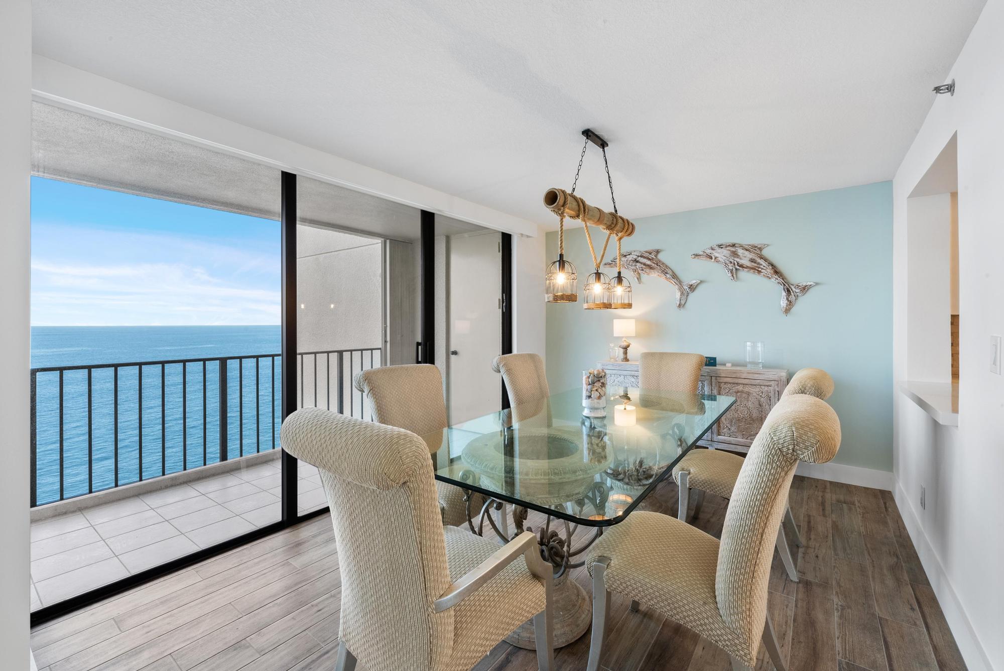 ISLAND DUNES CONDOMINIUM - Residential