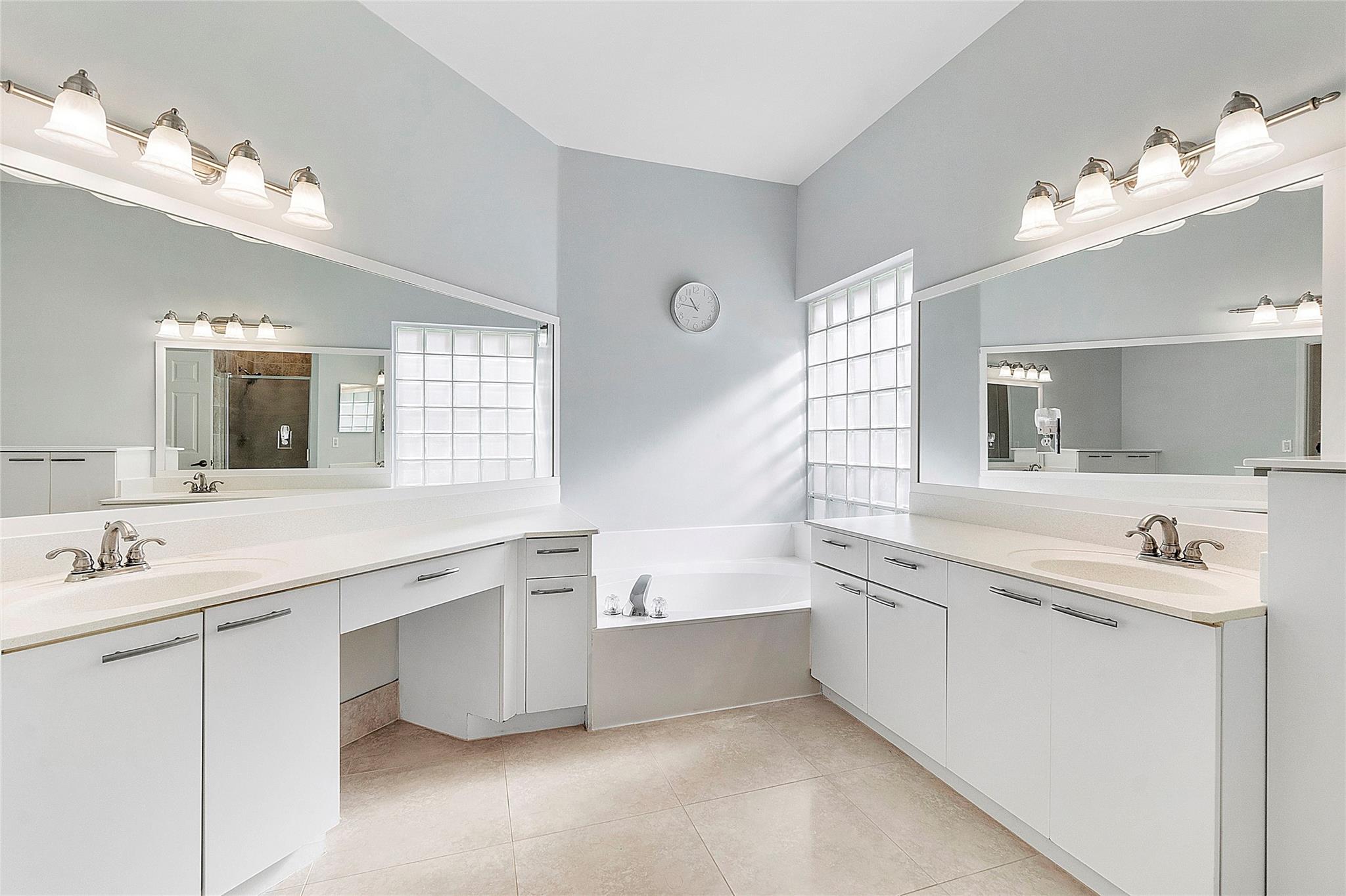 Kensington 146-39 B - Residential Lease