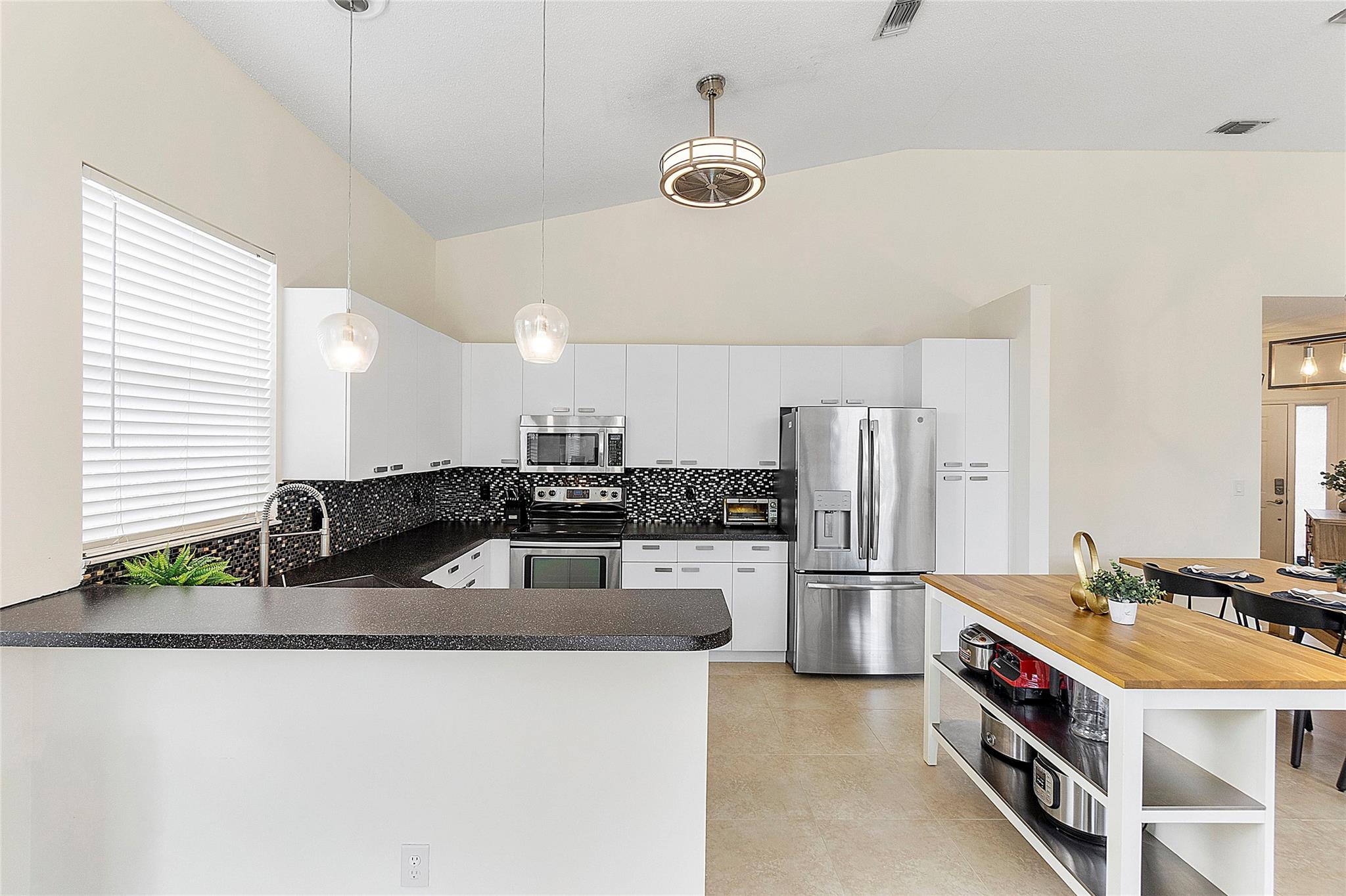 Kensington 146-39 B - Residential Lease