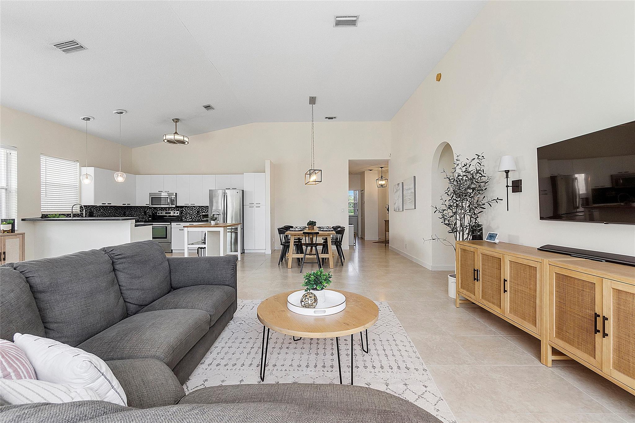 Kensington 146-39 B - Residential Lease