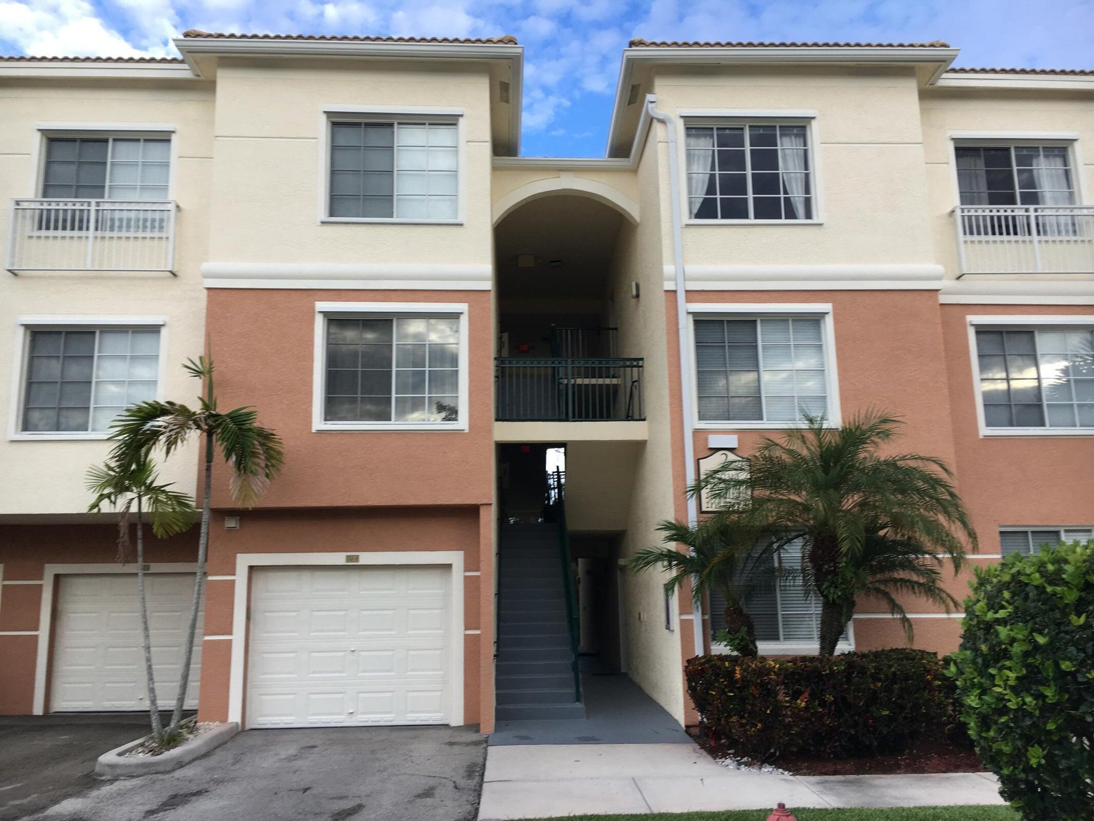 FIORE AT THE GARDENS CONDO - Residential Lease