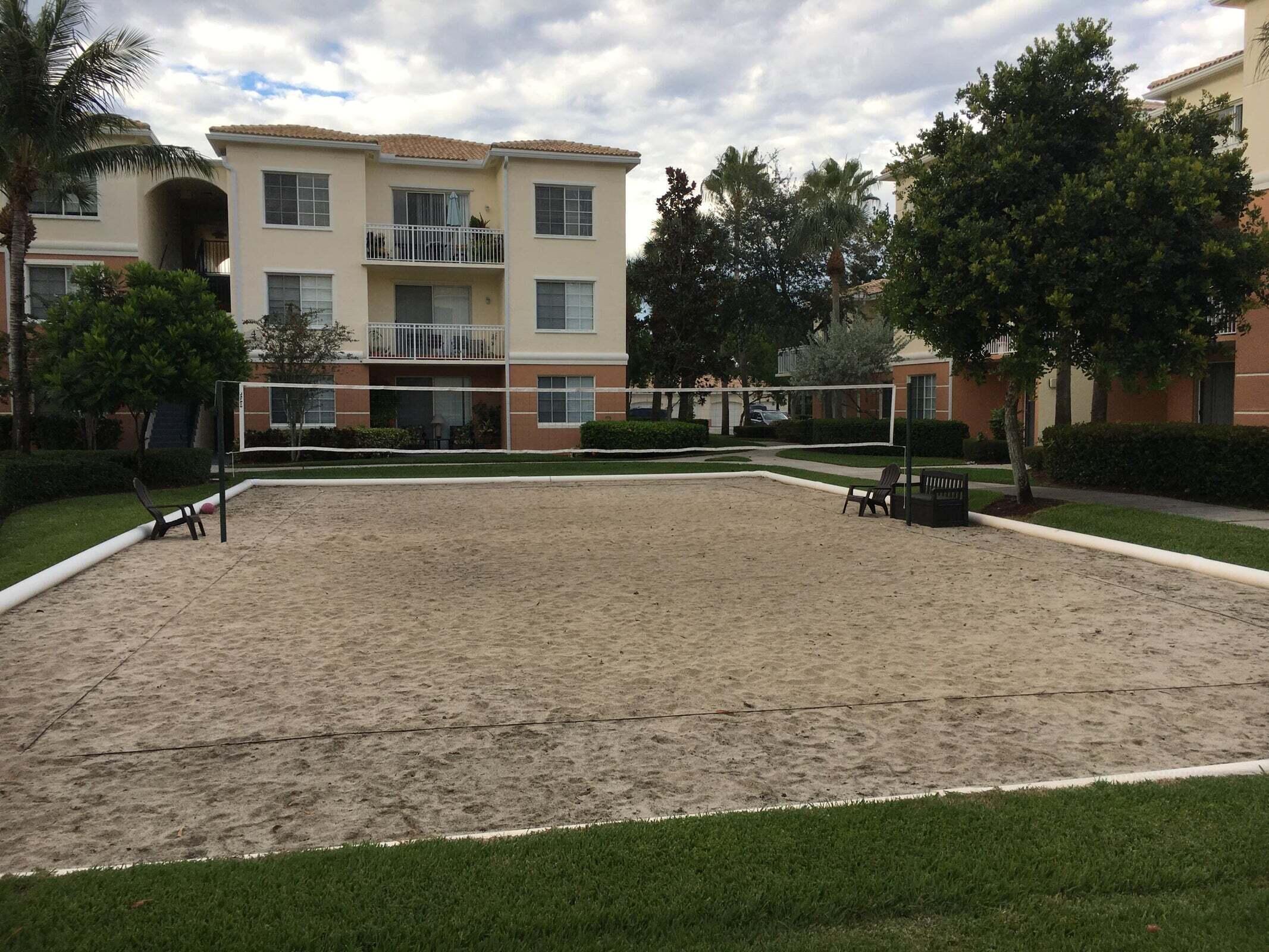 FIORE AT THE GARDENS CONDO - Residential Lease