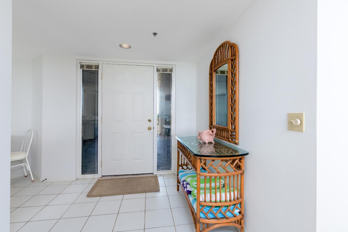 TIARA TOWERS CONDOMINIUM - Residential