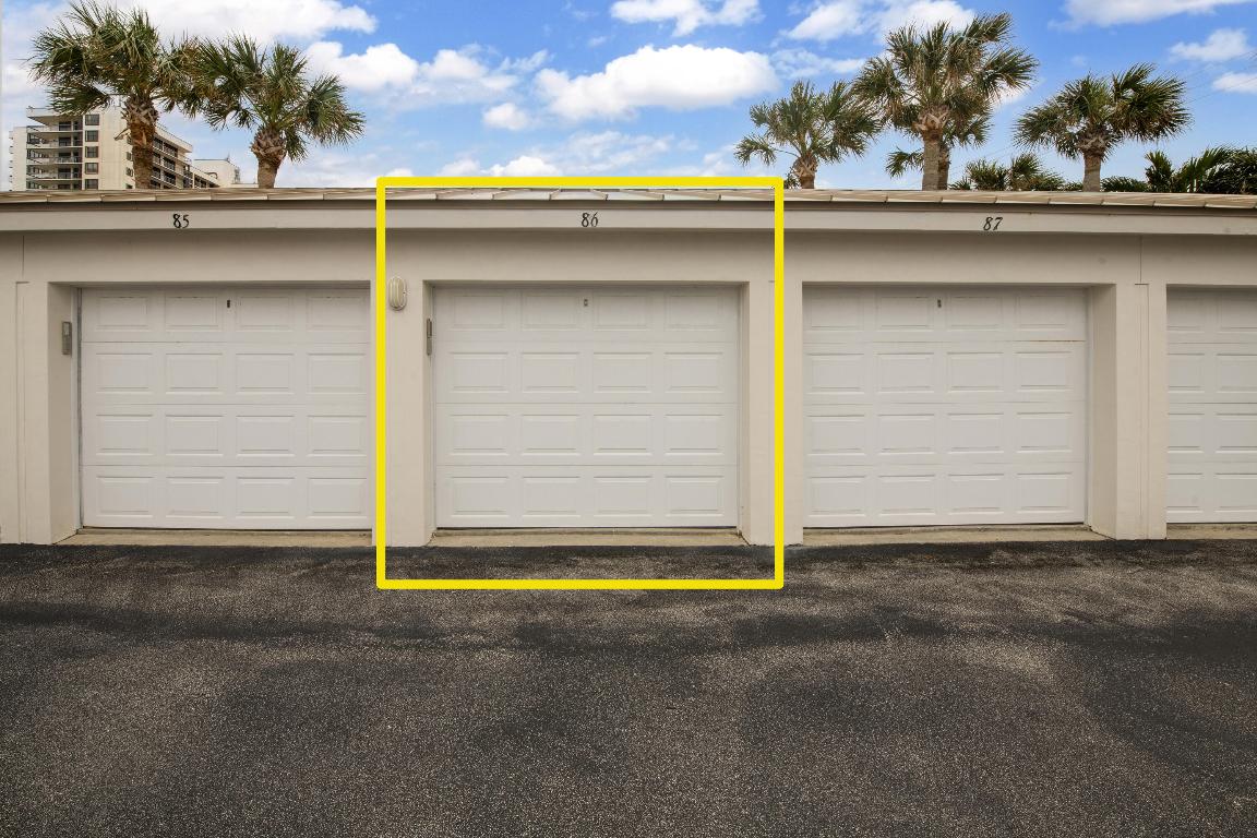 TIARA TOWERS CONDOMINIUM - Residential