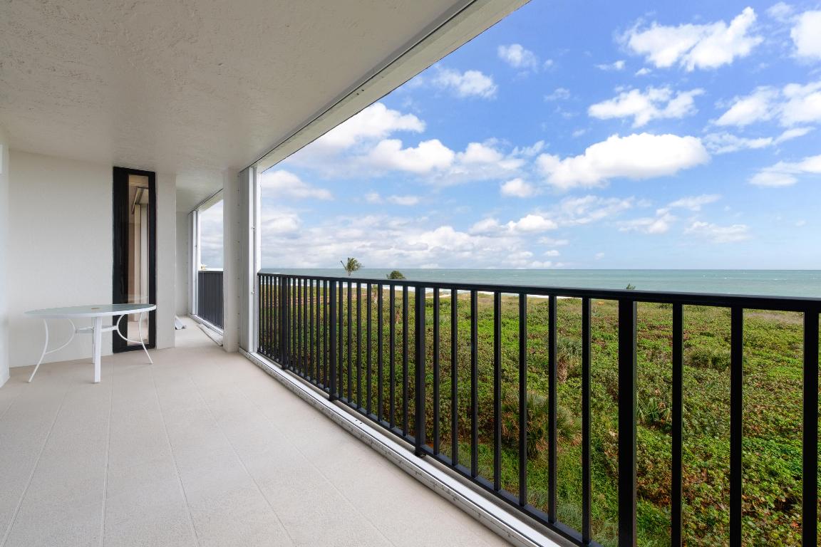 TIARA TOWERS CONDOMINIUM - Residential