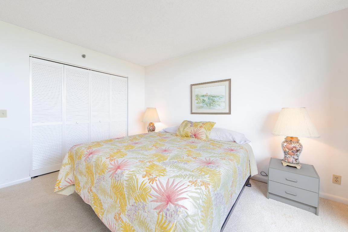 TIARA TOWERS CONDOMINIUM - Residential