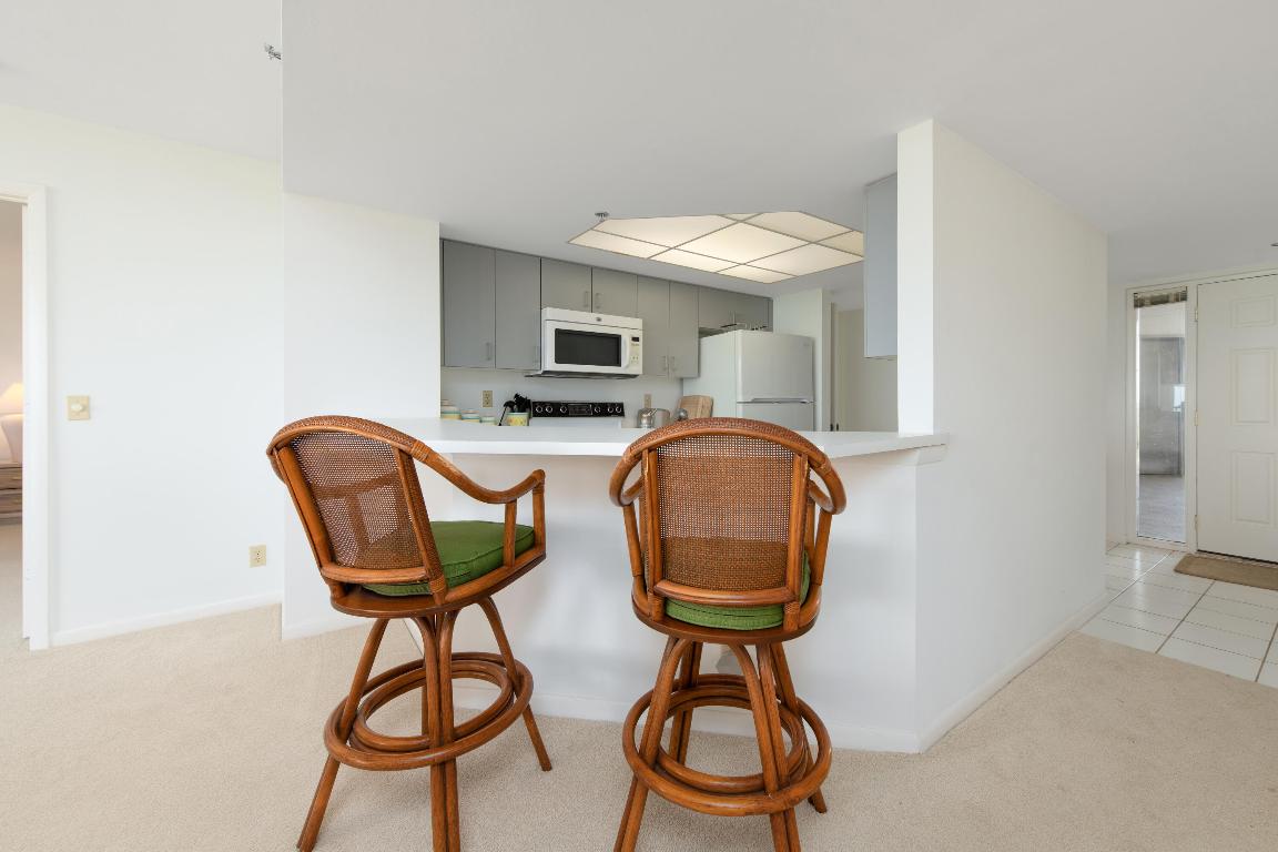 TIARA TOWERS CONDOMINIUM - Residential