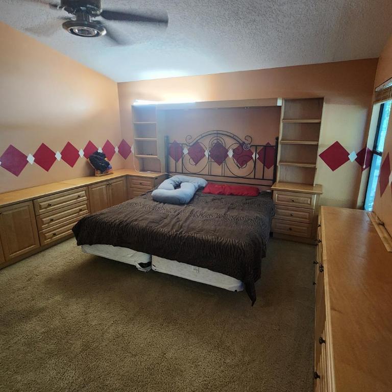 Acreage - Residential