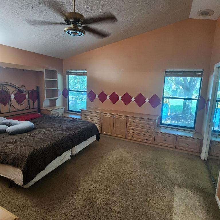 Acreage - Residential