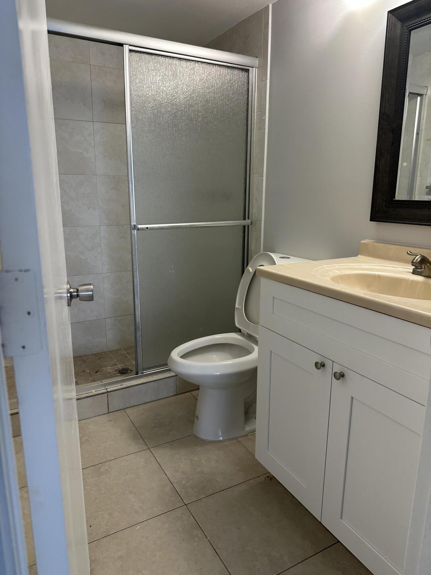 CHARTER CLUB OF PALM BEACH CONDO - Residential Lease