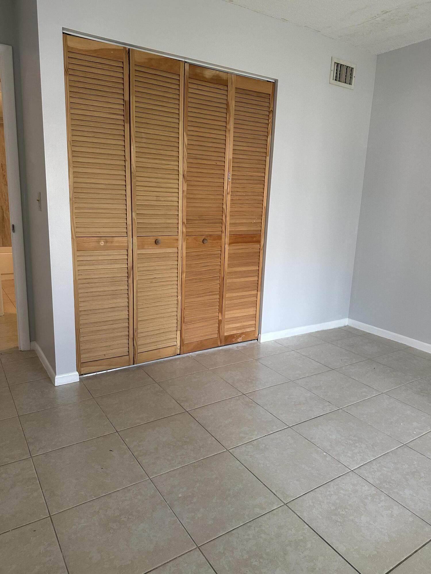 CHARTER CLUB OF PALM BEACH CONDO - Residential Lease