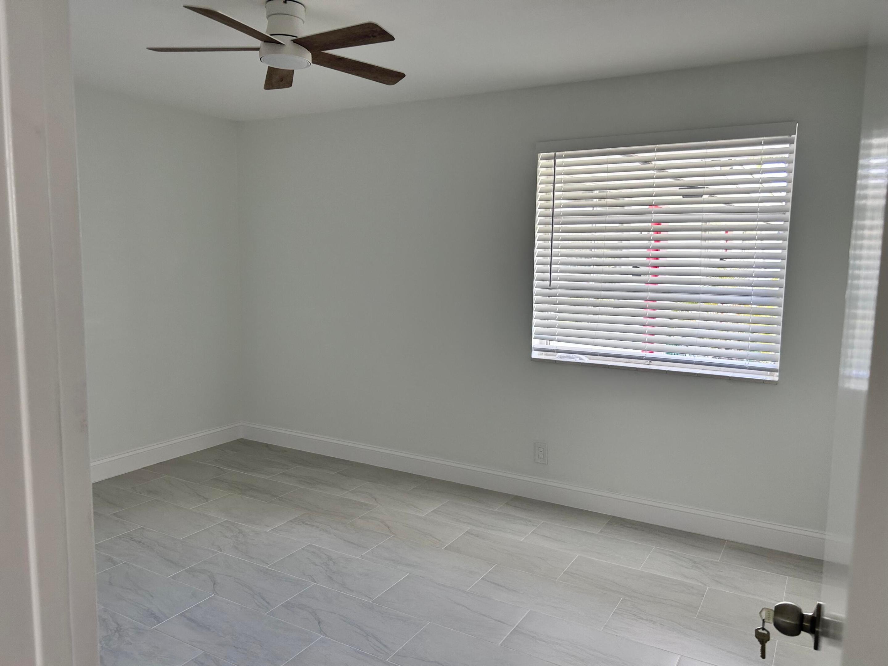 NORTH PALM BEACH VILLAGE OF 2 - Residential Lease