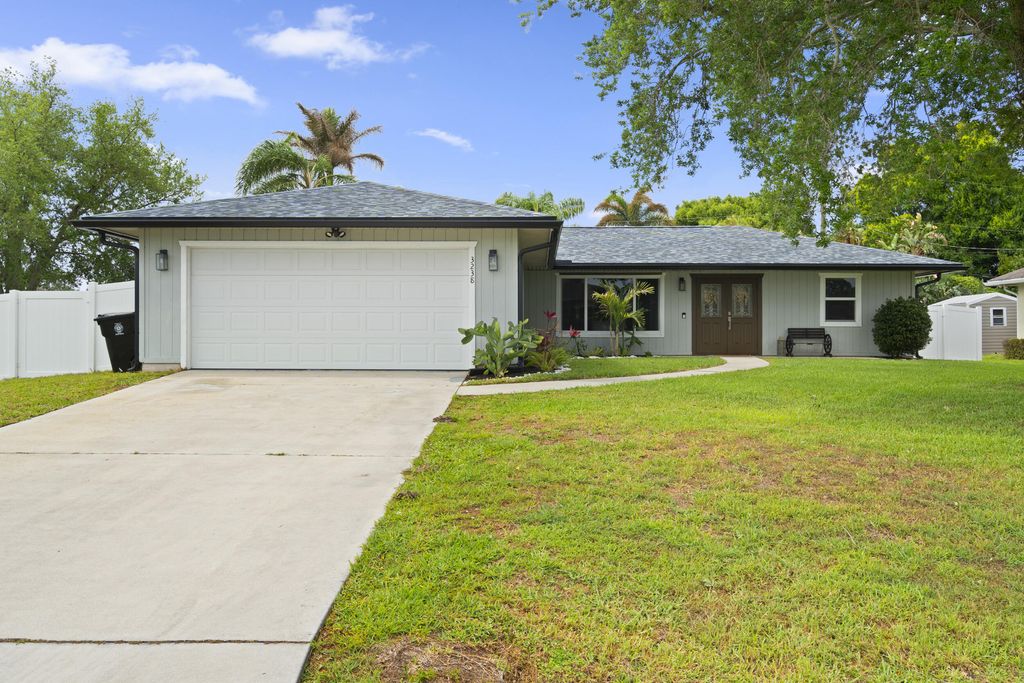 Photo of 3238 SW Constellation Road, Port Saint Lucie, FL 34953 (MLS # B26009173)